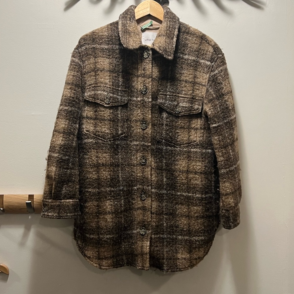Wilfred Free Ganna Shacket. Brown tones. Wore once, dry cleaned to sell.